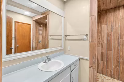 620 Oakwood Lane, Arlington, TX 76012 - Photo 6