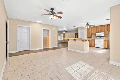 620 Oakwood Lane, Arlington, TX 76012 - Photo 18