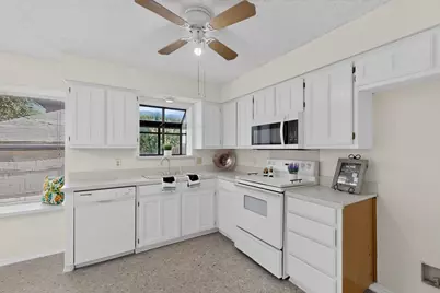 5932 Wind Drift Trail, Arlington, TX 76017 - Photo 8