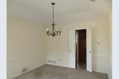 1823 Green Tree Lane, Duncanville, TX 75137 - Photo 6