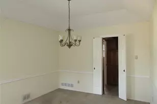 1823 Green Tree Ln, Duncanville, TX 75137 - Photo 6