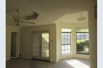 1823 Green Tree Lane, Duncanville, TX 75137 - Photo 8