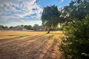 4230 Zachs Ct, Midlothian, TX 76065 - Photo 6