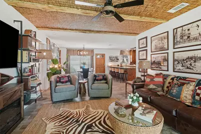 630 E Bridge Street, Granbury, TX 76048 - Photo 6