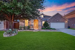1309 Mesa Crest Dr, Fort Worth, TX 76052 - Photo 1