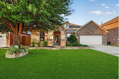 1309 Mesa Crest Drive, Fort Worth, TX 76052 - Photo 2