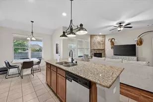 1309 Mesa Crest Dr, Fort Worth, TX 76052 - Photo 12