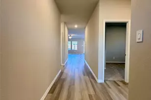 2209 Dunbar Dr, Sherman, TX 75092 - Photo 2