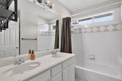 901 Brittany Drive, Lewisville, TX 75067 - Photo 30
