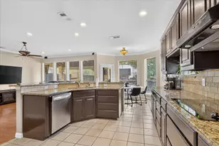 901 Brittany Dr, Lewisville, TX 75067 - Photo 12