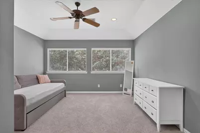 901 Brittany Drive, Lewisville, TX 75067 - Photo 32