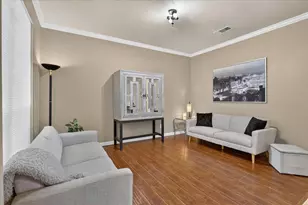 901 Brittany Dr, Lewisville, TX 75067 - Photo 8