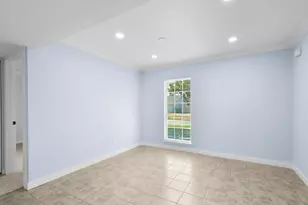 2033 Lymington Rd, Carrollton, TX 75007 - Photo 28