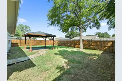 2033 Lymington Road, Carrollton, TX 75007 - Photo 32