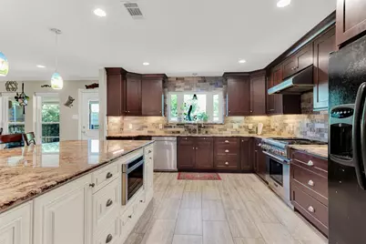 319 E Spring Valley Road, Richardson, TX 75081 - Photo 4