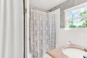 319 E Spring Valley Rd, Richardson, TX 75081 - Photo 14