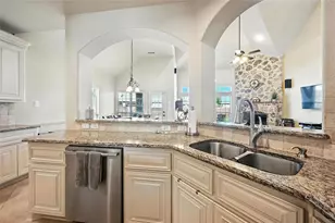 6153 Gibbons Creek St, Fort Worth, TX 76179 - Photo 6