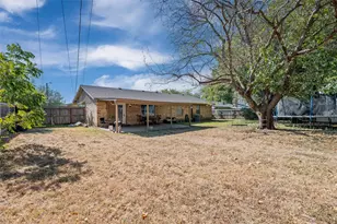 800 Ruidoso Dr, Saginaw, TX 76179 - Photo 24