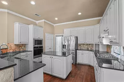 3122 Oakview Drive, Hurst, TX 76054 - Photo 10