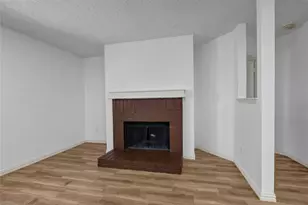 5132 Bedfordshire Dr, Fort Worth, TX 76135 - Photo 10