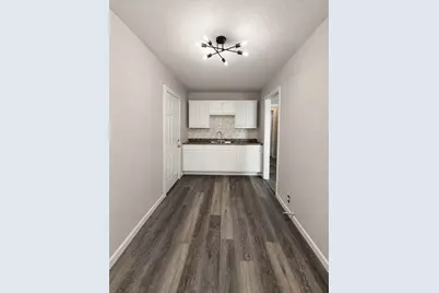 2801 Burchill Road S, Fort Worth, TX 76105 - Photo 6