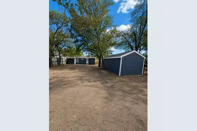 2801 Burchill Road S, Fort Worth, TX 76105 - Photo 12