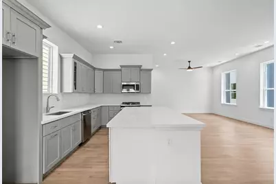 1221 W 16th Street #F, Houston, TX 77008 - Photo 6