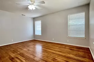 11220 Wyatt St, Dallas, TX 75218 - Photo 2
