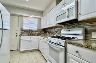11220 Wyatt St, Dallas, TX 75218 - Photo 6