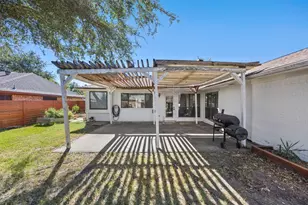 2417 Idlewood Dr, Garland, TX 75040 - Photo 24