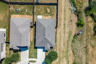 145 Hidden Creek Ct, Saginaw, TX 76131 - Photo 24