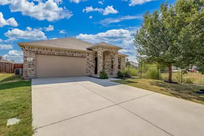 145 Hidden Creek Court, Saginaw, TX 76131 - Photo 2