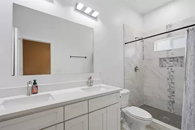 3425 Logan Street, Greenville, TX 75401 - Photo 10