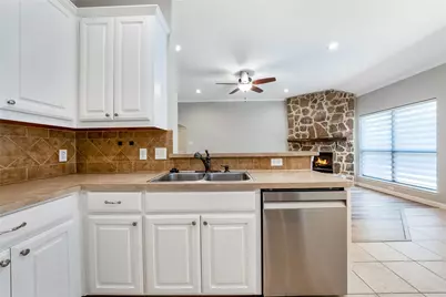 505 Cove Drive, Shady Shores, TX 76208 - Photo 16