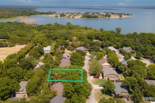 505 Cove Dr, Shady Shores, TX 76208 - Photo 2