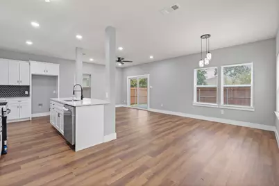 1427 Arizona Avenue, Fort Worth, TX 76104 - Photo 10