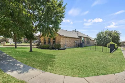 6525 Day Farm Court, Rowlett, TX 75089 - Photo 2
