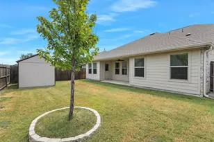 910 Torrey Ave, Princeton, TX 75407 - Photo 36