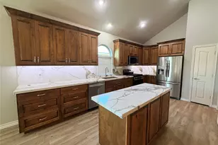 12917 Farmington Dr, Fort Worth, TX 76244 - Photo 4