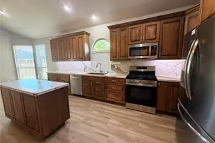 12917 Farmington Dr, Fort Worth, TX 76244 - Photo 6