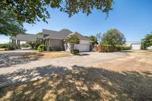 2941 N Mockingbird Ln, Midlothian, TX 76065 - Photo 4