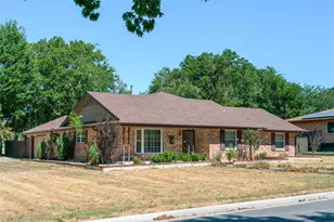 1423 W Shields Dr, Sherman, TX 75092 - Photo 4