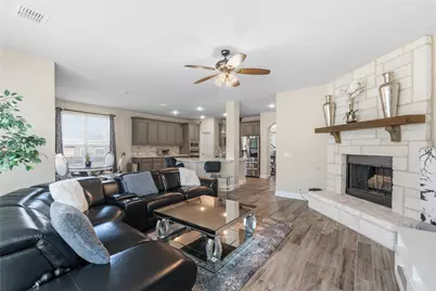 911 Royal Court, Mansfield, TX 76063 - Photo 6