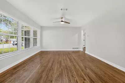 3825 Weyburn Drive, Fort Worth, TX 76109 - Photo 4