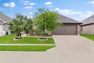 1111 Baldwin Ln, Ennis, TX 75119 - Photo 1