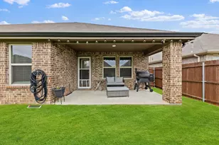 1111 Baldwin Ln, Ennis, TX 75119 - Photo 24