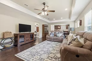 8915 Twin Pines Ln, Frisco, TX 75036 - Photo 10