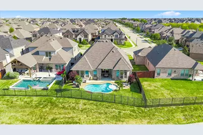 1305 Chiva Drive, Little Elm, TX 75068 - Photo 34