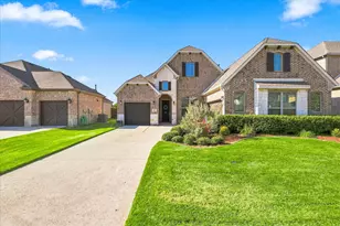1305 Chiva Dr, Little Elm, TX 75068 - Photo 4