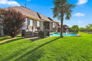 1305 Chiva Dr, Little Elm, TX 75068 - Photo 30